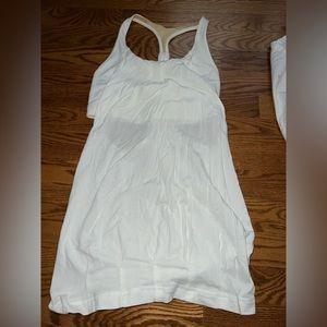 White lululemon tank top